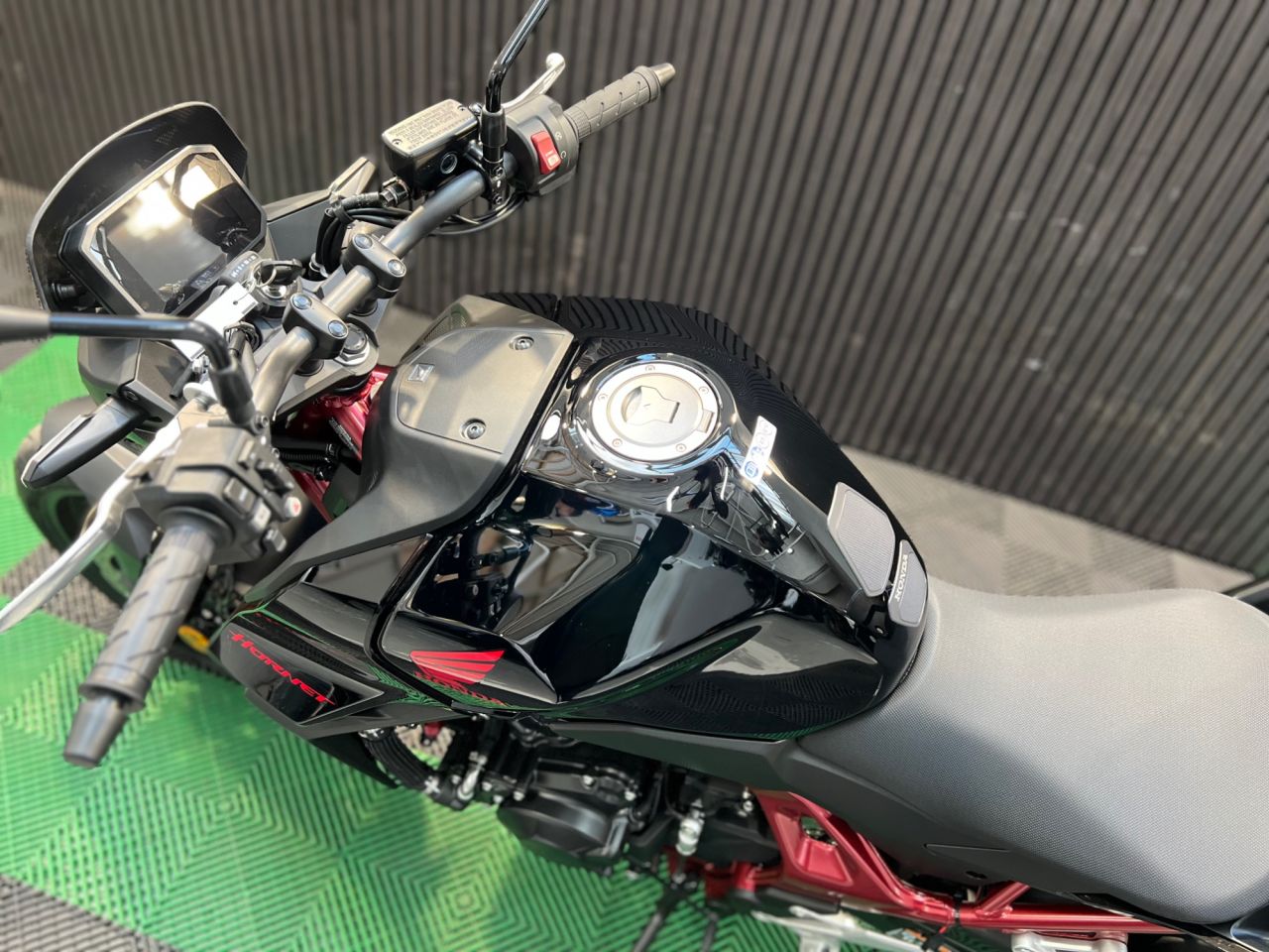 Used Honda CB750 Hornet for sale - 78435712: Photo 22