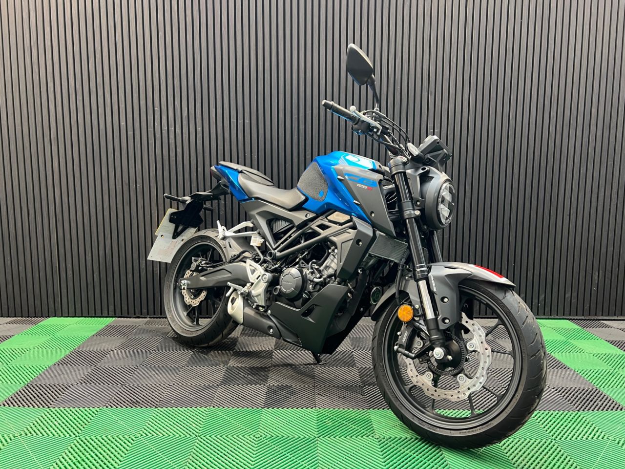 Used Honda CB125R for sale - 78838739: Photo 11