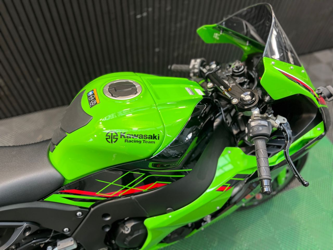 Used Kawasaki Ninja ZX-10R for sale - 78435544: Photo 16
