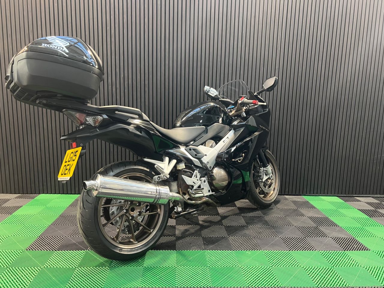 Used Honda VFR800F for sale - 78435197: Photo 11