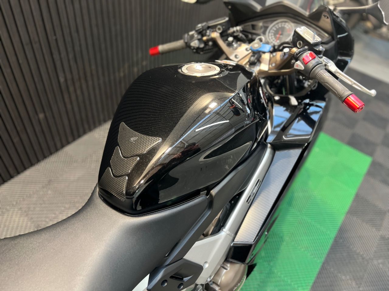 Used Honda VFR800F for sale - 78435197: Photo 16