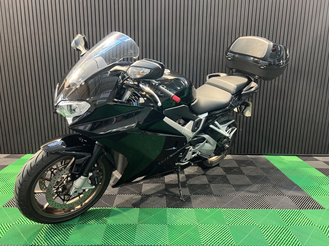 Used Honda VFR800F for sale - 78435197: Photo 9