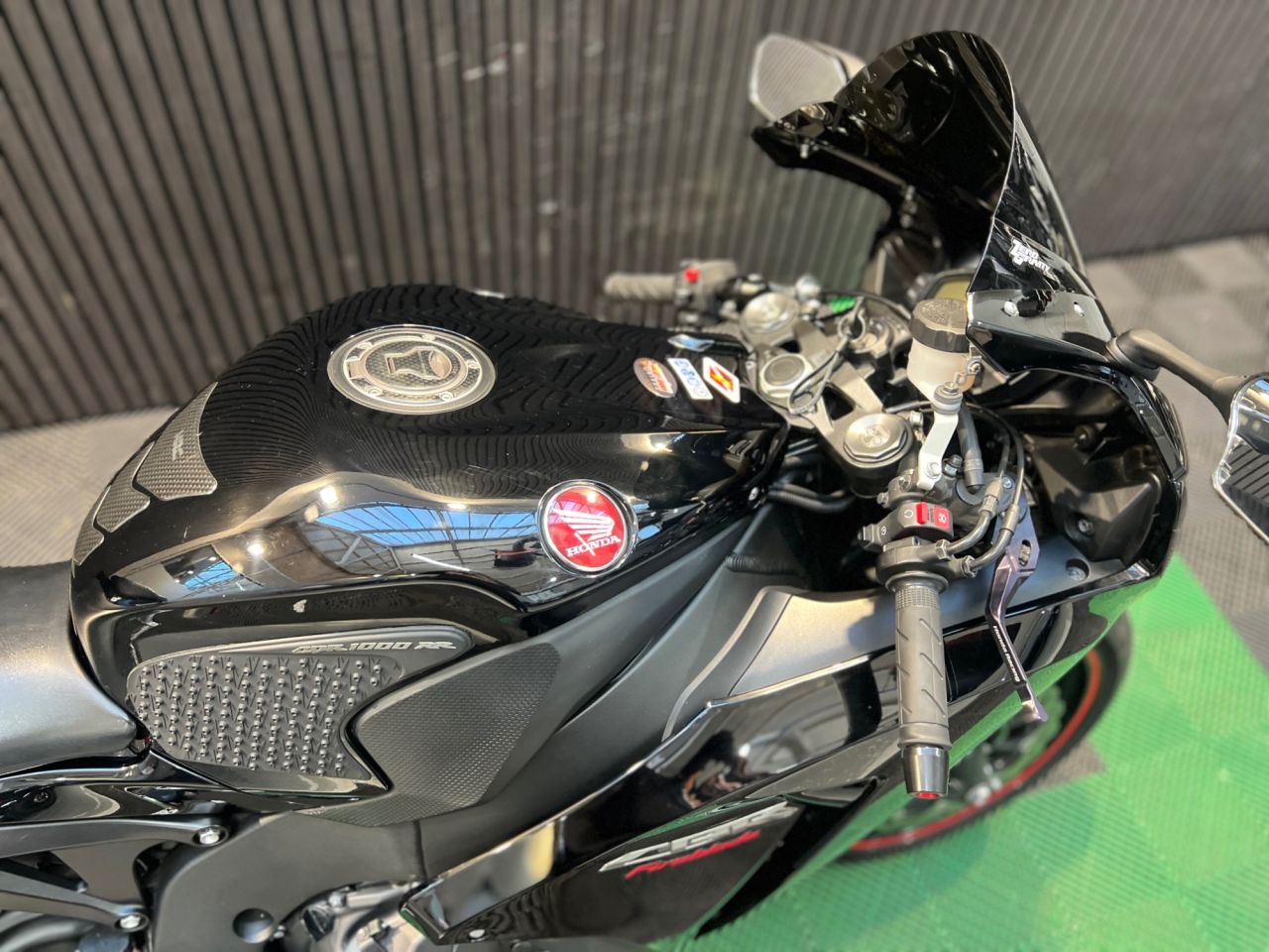Used Honda CBR1000RR Fireblade for sale - 78434576: Photo 16