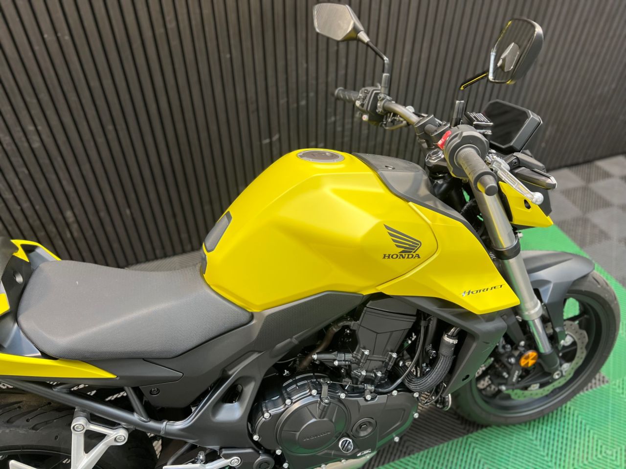 Used Honda CB750 Hornet for sale - 78836545: Photo 16