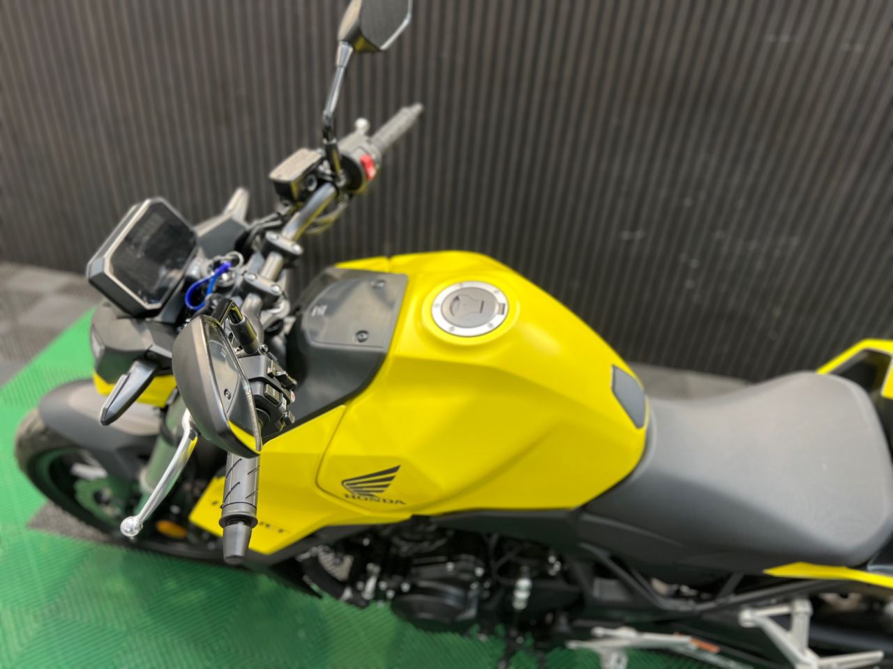 Used Honda CB750 Hornet for sale - 78836545: Photo 22