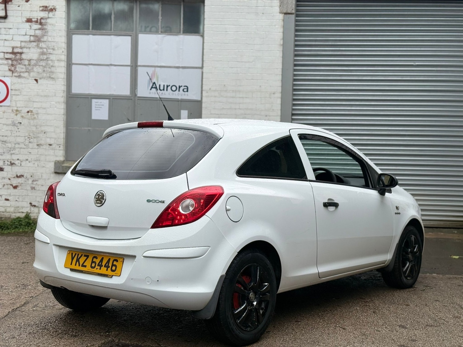 Used Vauxhall Corsa 2010 for sale - 76525833: Photo 4