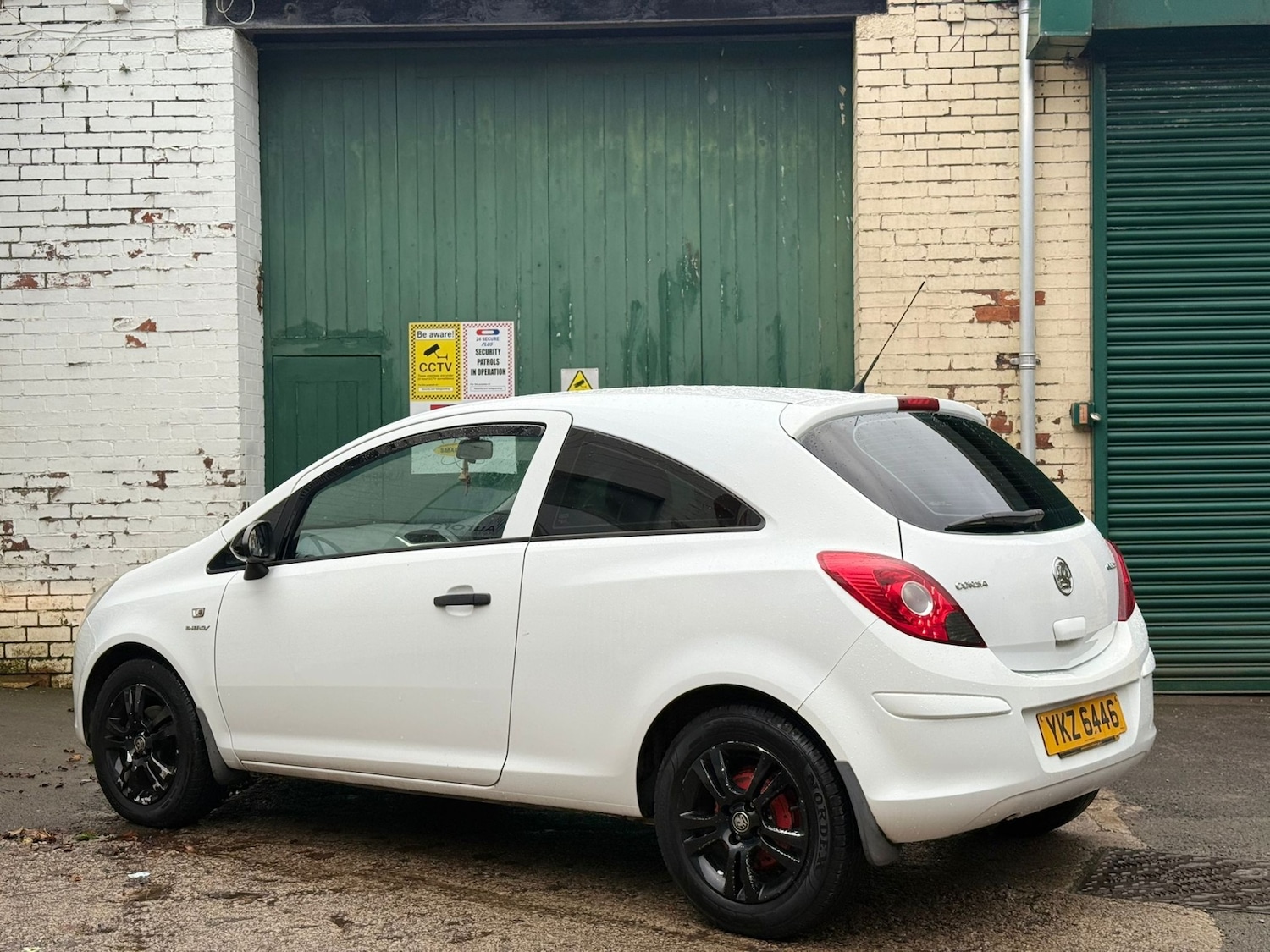 Used Vauxhall Corsa 2010 for sale - 76525833: Photo 6
