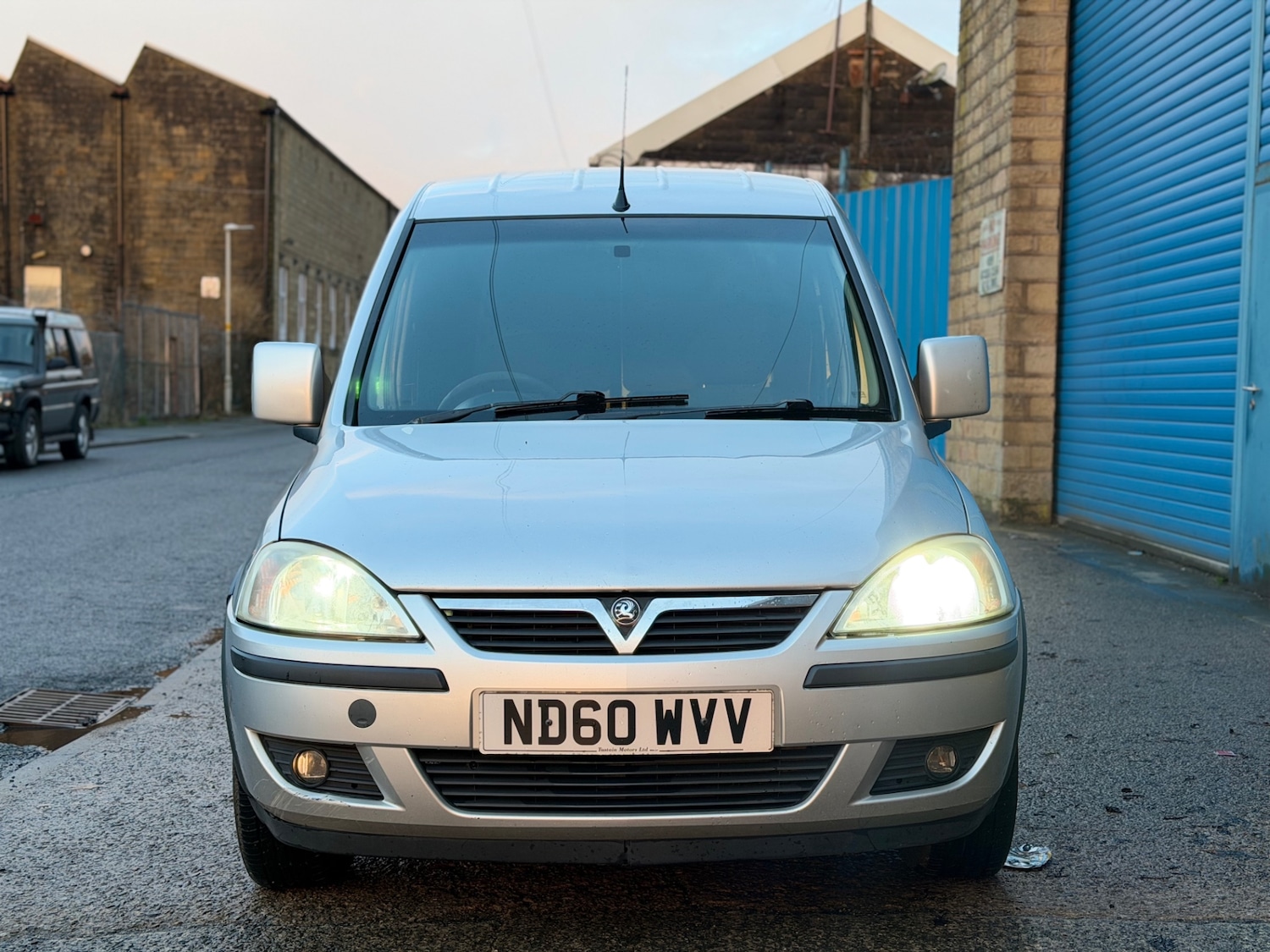 Used Vauxhall Combo 2011 for sale - 77897717: Photo 2