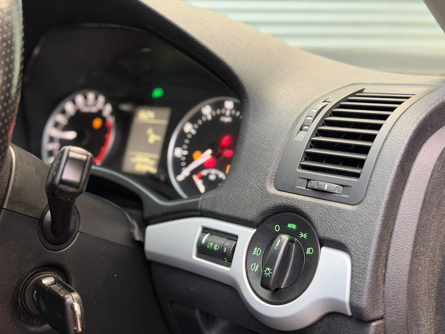 Used Skoda Octavia 2010 for sale - 76884784: Photo 12