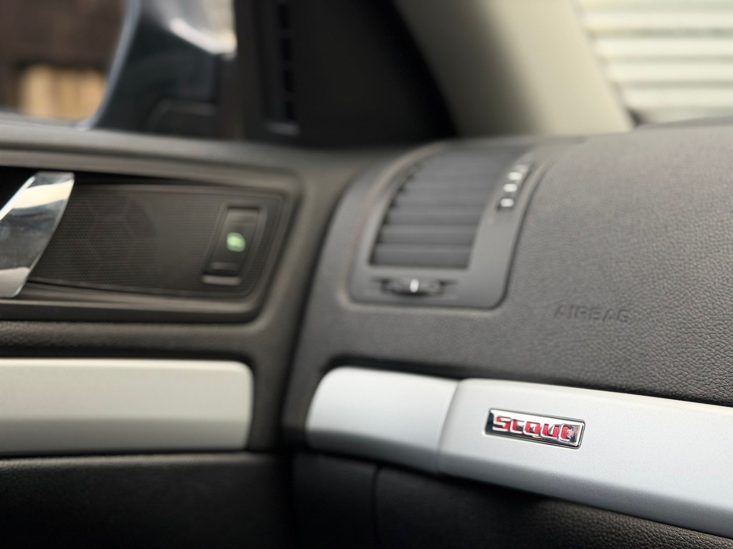 Used Skoda Octavia 2010 for sale - 76884784: Photo 16