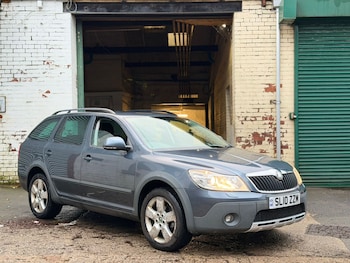 2010 (10) - 2.0 TDI PD Scout 4x4 5dr