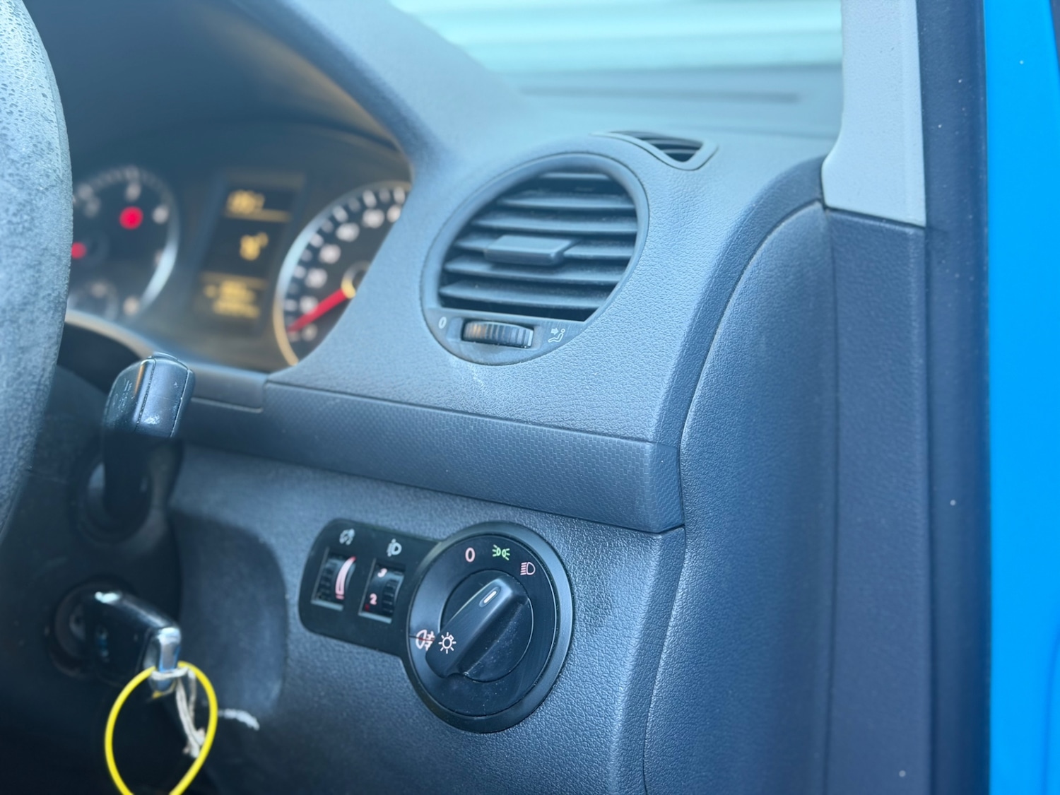 Used Volkswagen Caddy 2015 for sale - 77240502: Photo 10