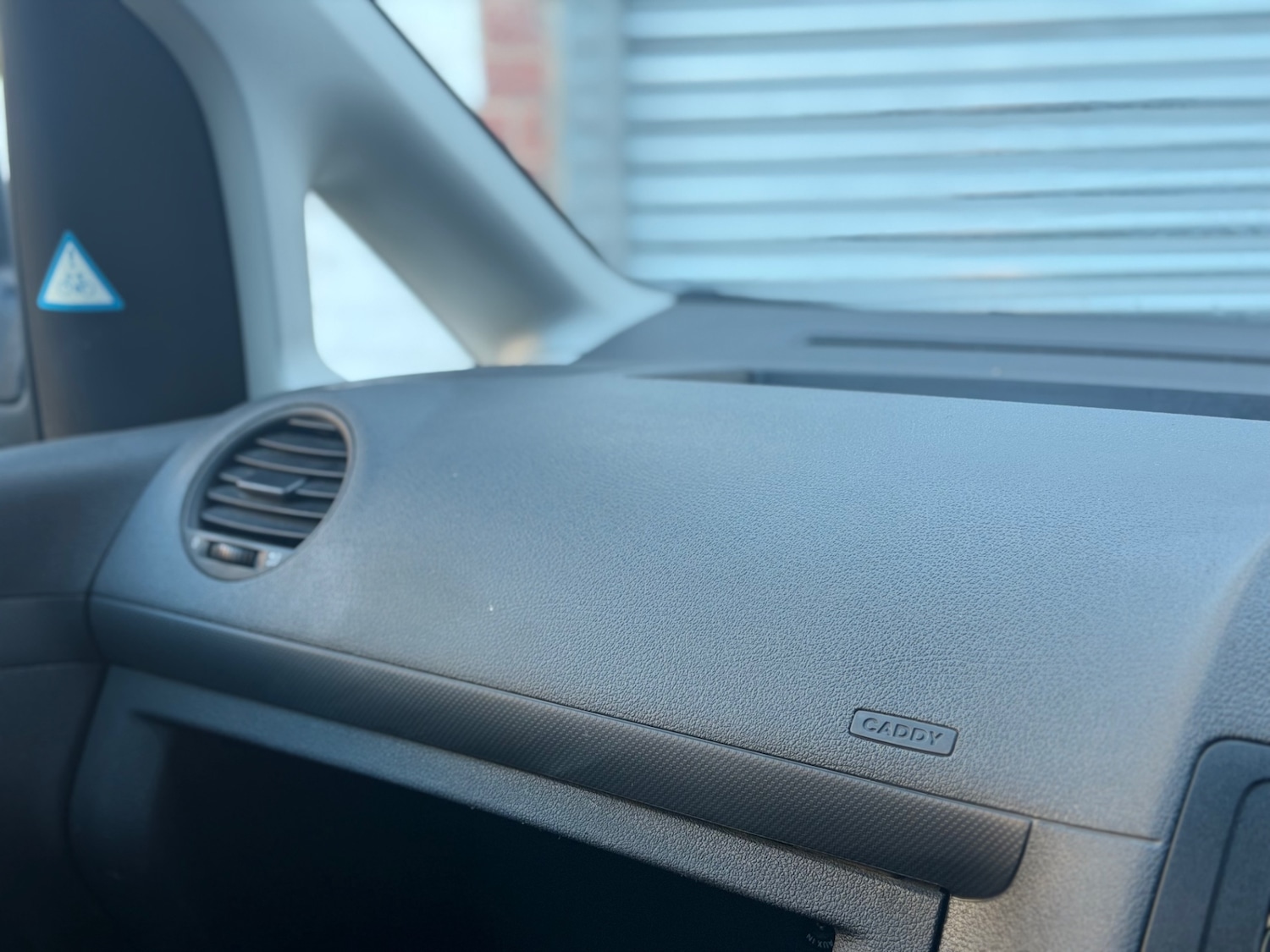 Used Volkswagen Caddy 2015 for sale - 77240502: Photo 14