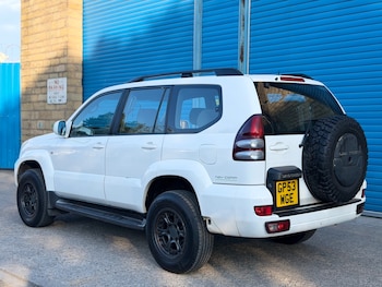 Used Toyota Land Cruiser 2004 for sale - 79347409: Photo
