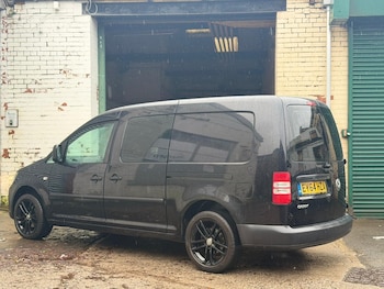 Used Volkswagen Caddy Maxi 2014 for sale - 77053131: Photo