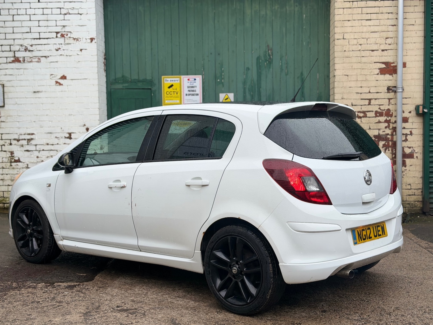 Used Vauxhall Corsa 2012 for sale - 77801945: Photo 4