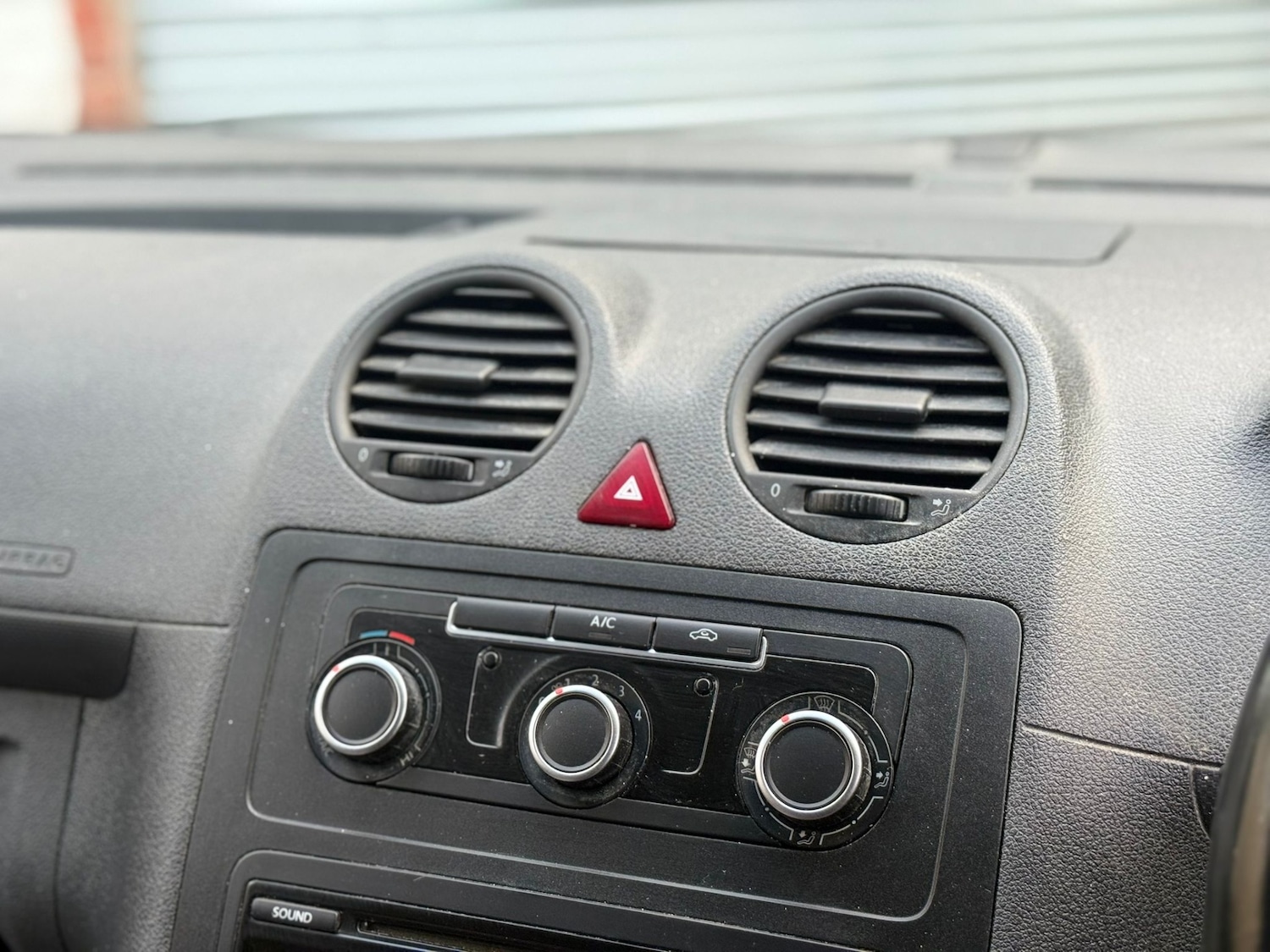 Used Volkswagen Caddy 2014 for sale - 76527326: Photo 15