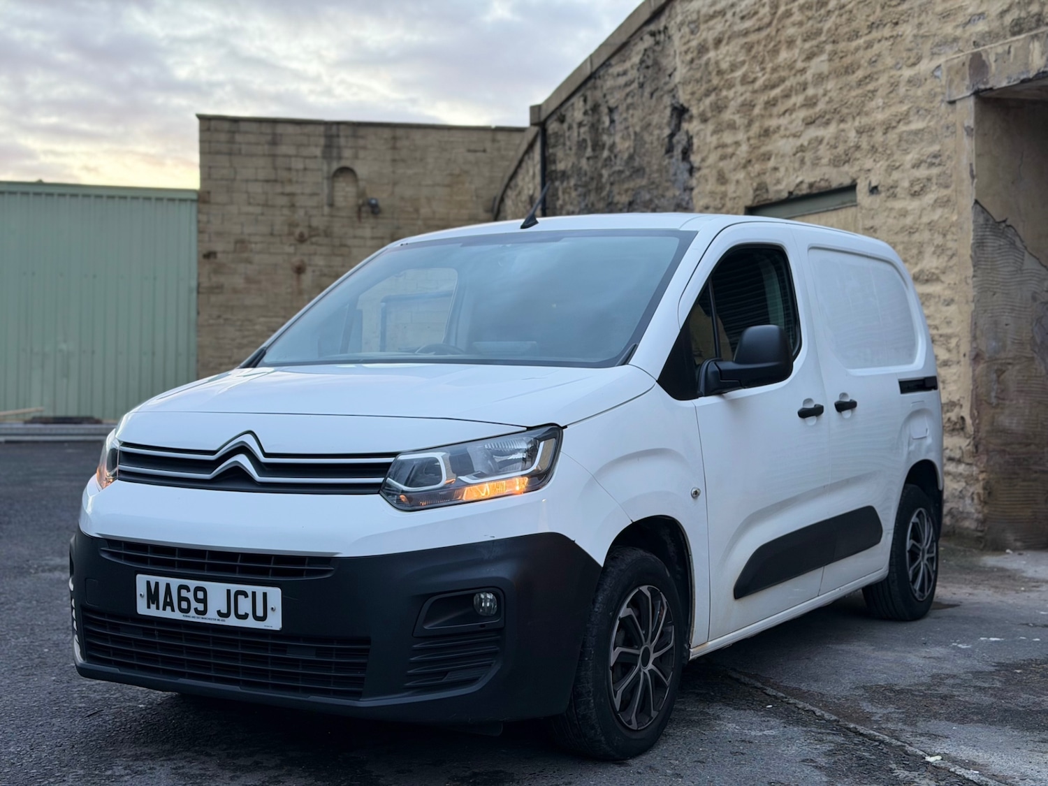 Used Citroen Berlingo 2019 for sale - 77136635: Photo 3
