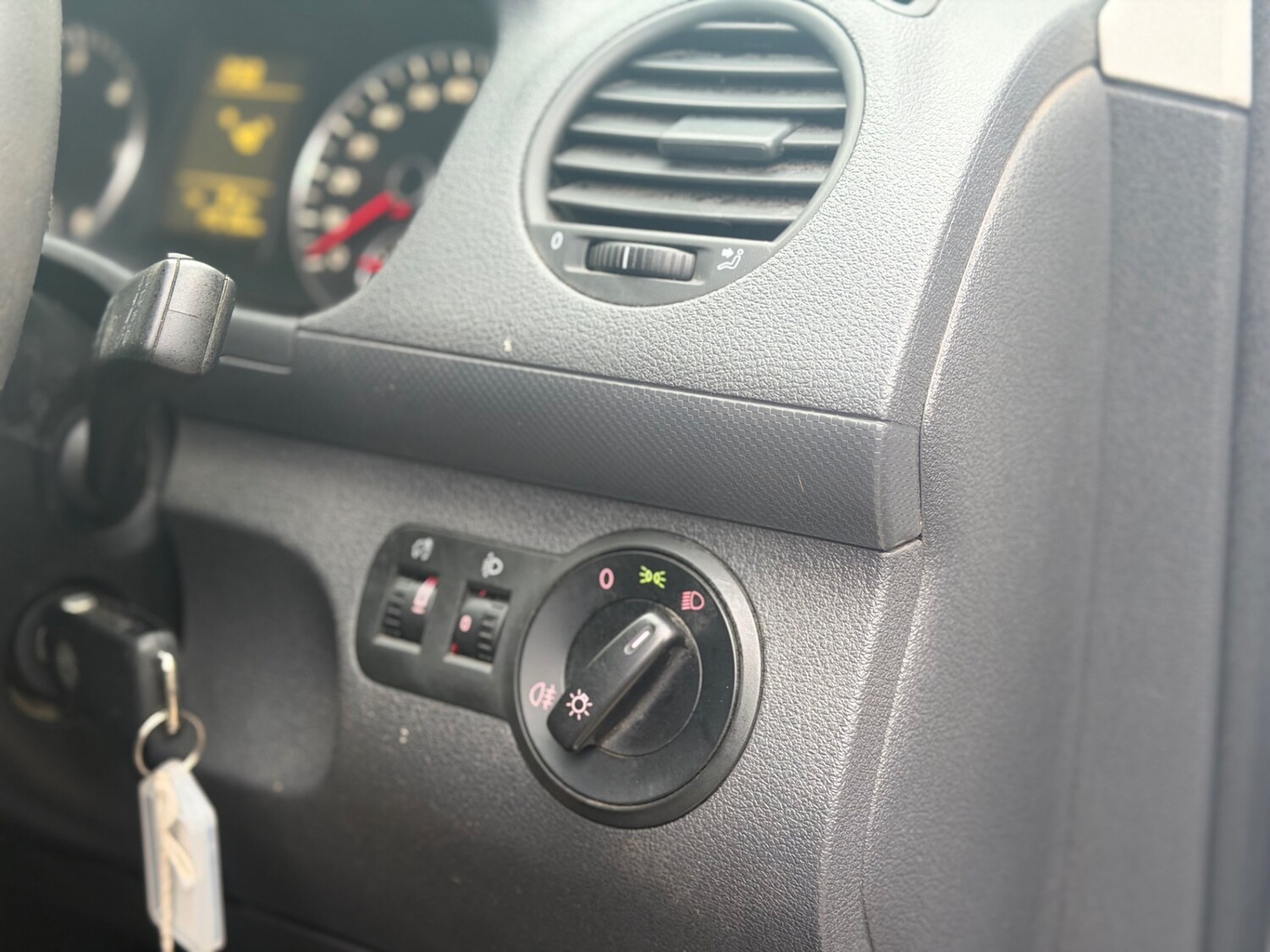 Used Volkswagen Caddy 2012 for sale - 77802437: Photo 11