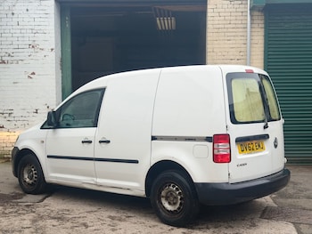 Used Volkswagen Caddy 2012 for sale - 77802437: Photo