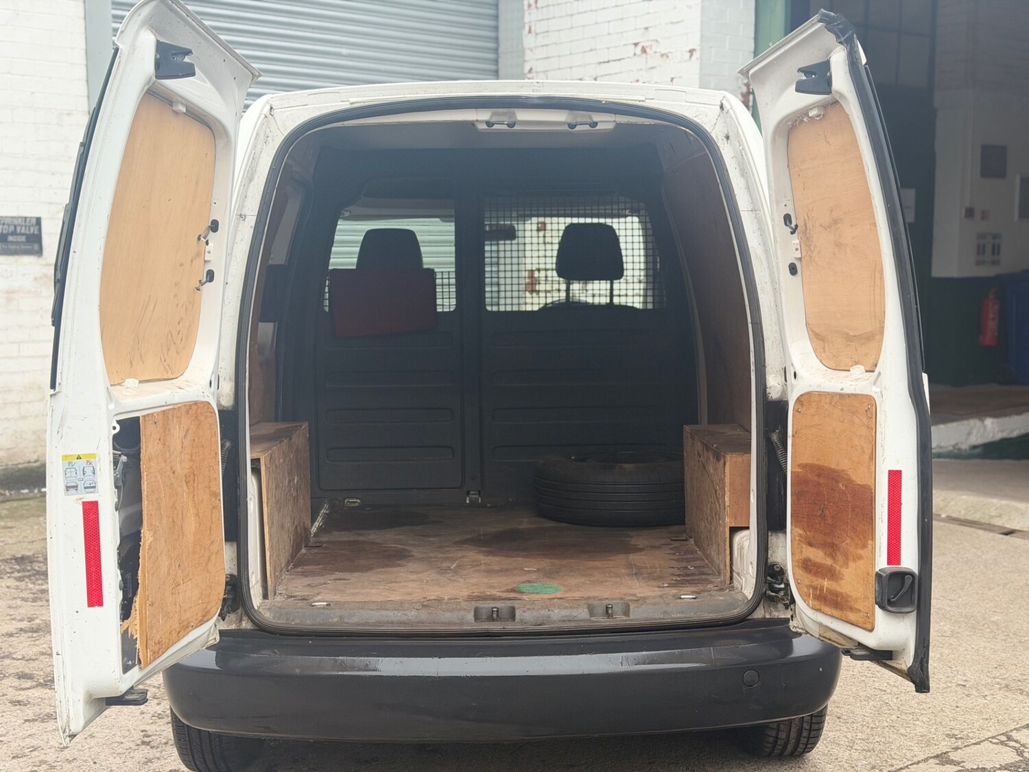 Used Volkswagen Caddy 2012 for sale - 77802437: Photo 7