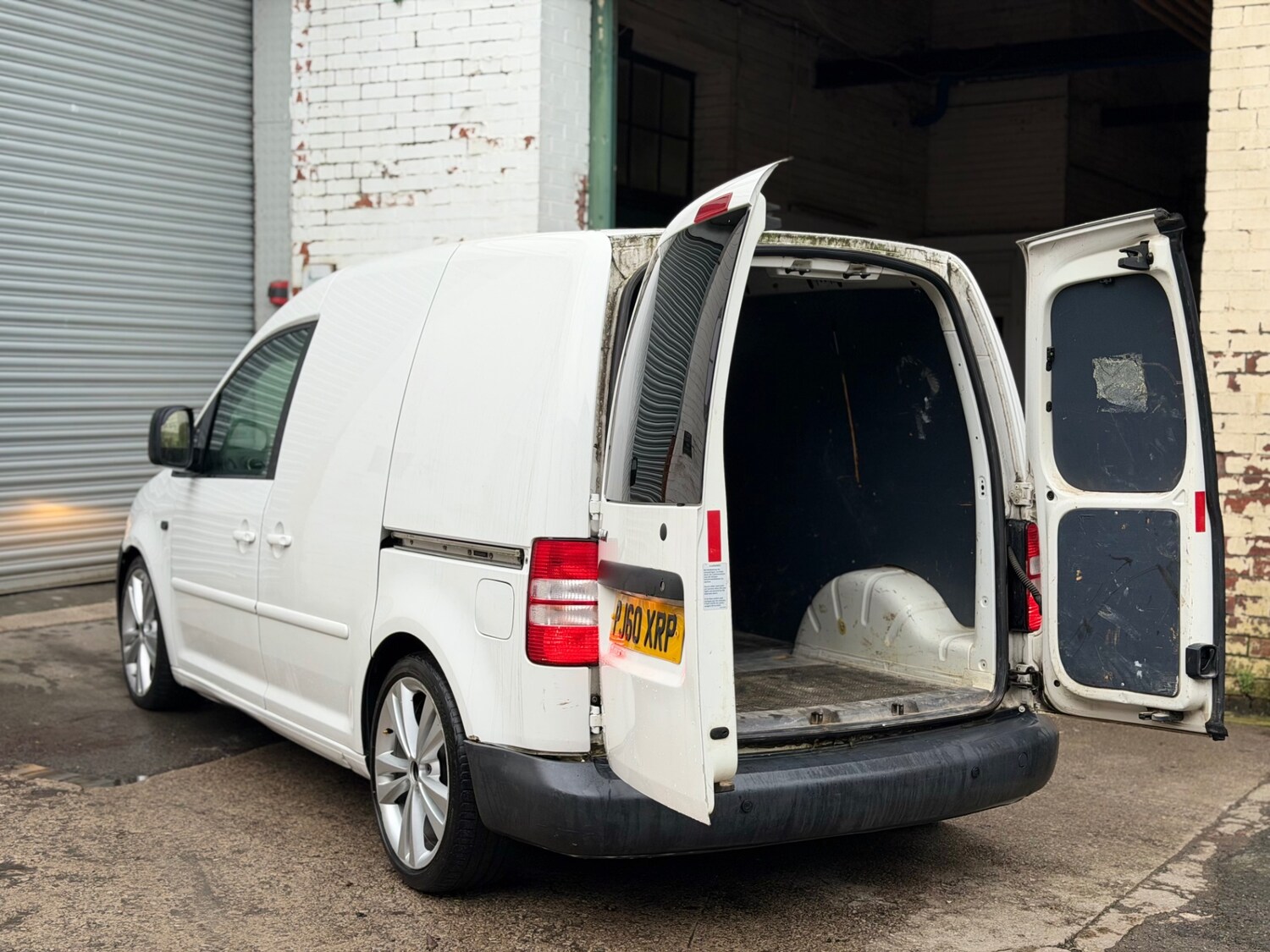 Used Volkswagen Caddy 2011 for sale - 77723531: Photo 10