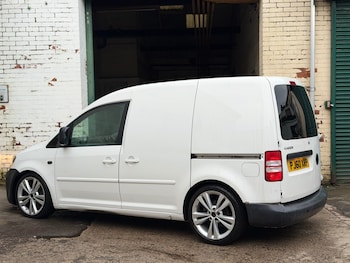 Used Volkswagen Caddy 2011 for sale - 77723531: Photo