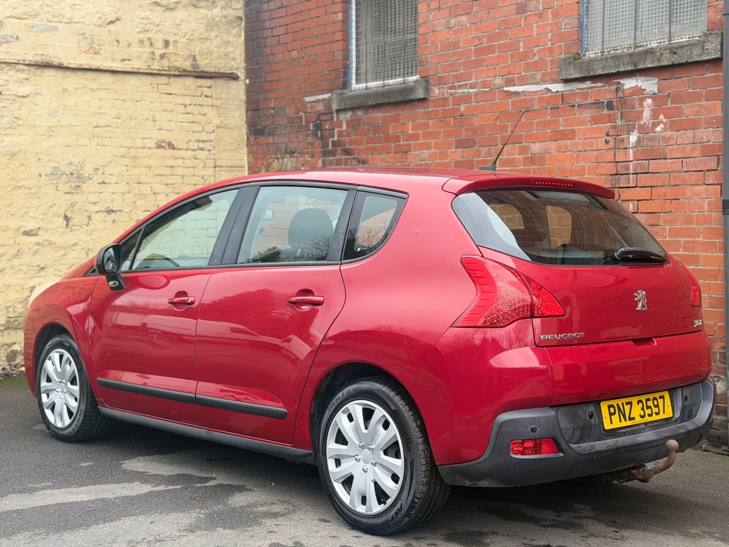 Used Peugeot 3008 2011 for sale - 77801939: Photo 4