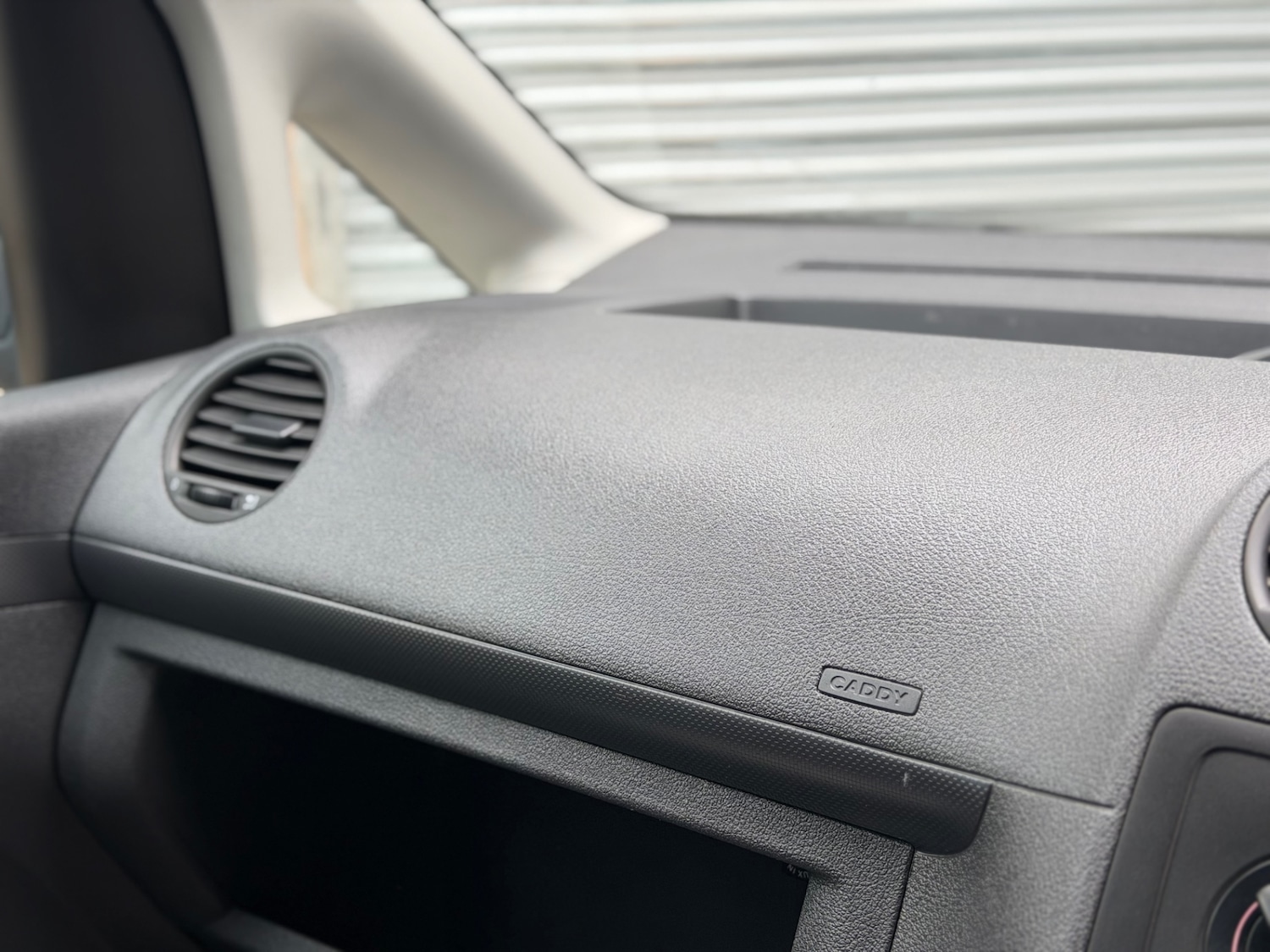 Used Volkswagen Caddy 2012 for sale - 77802783: Photo 17