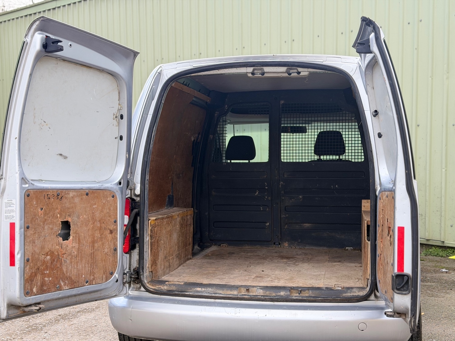 Used Volkswagen Caddy 2011 for sale - 77897712: Photo 16