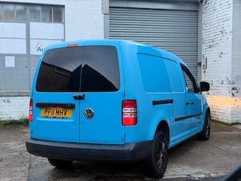 Used Volkswagen Caddy Maxi 2011 for sale - 76497738: Photo