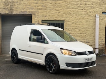 Used Volkswagen Caddy 2015 for sale - 77240506: Photo