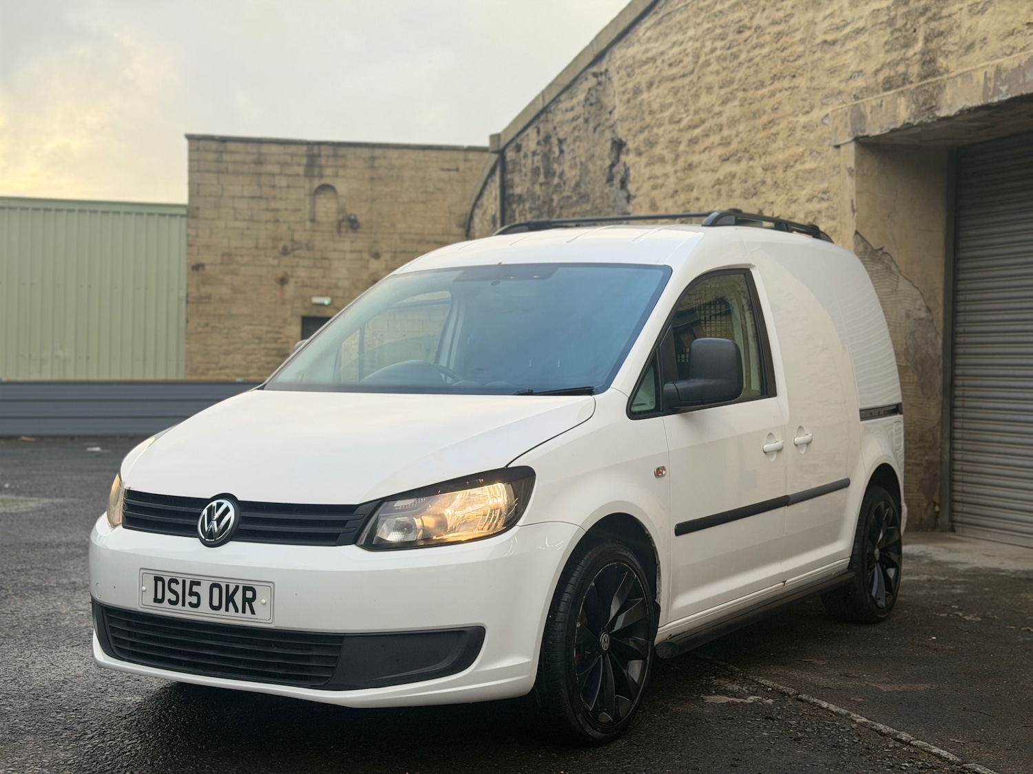 Used Volkswagen Caddy 2015 for sale - 77240506: Photo 3