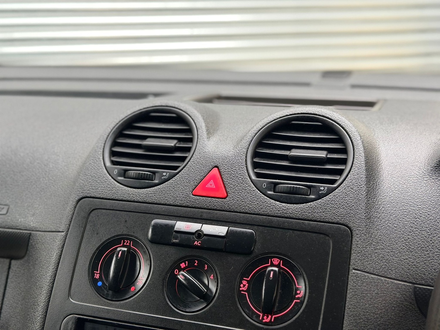 Used Volkswagen Caddy 2008 for sale - 76885132: Photo 23