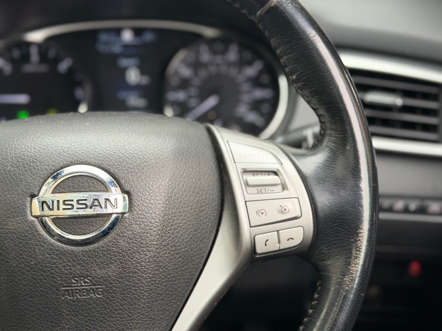 Used Nissan X-Trail 2015 for sale - 77801938: Photo 22