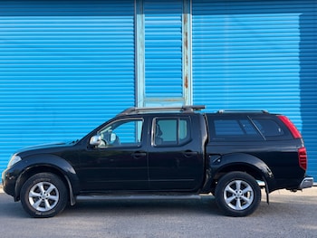 Used Nissan Navara 2010 for sale - 78559300: Photo