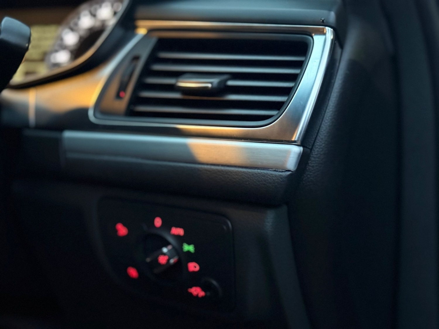 Used Audi A6 2014 for sale - 76570948: Photo 16