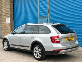 Used Skoda Octavia 2015 for sale - 79674468: Photo
