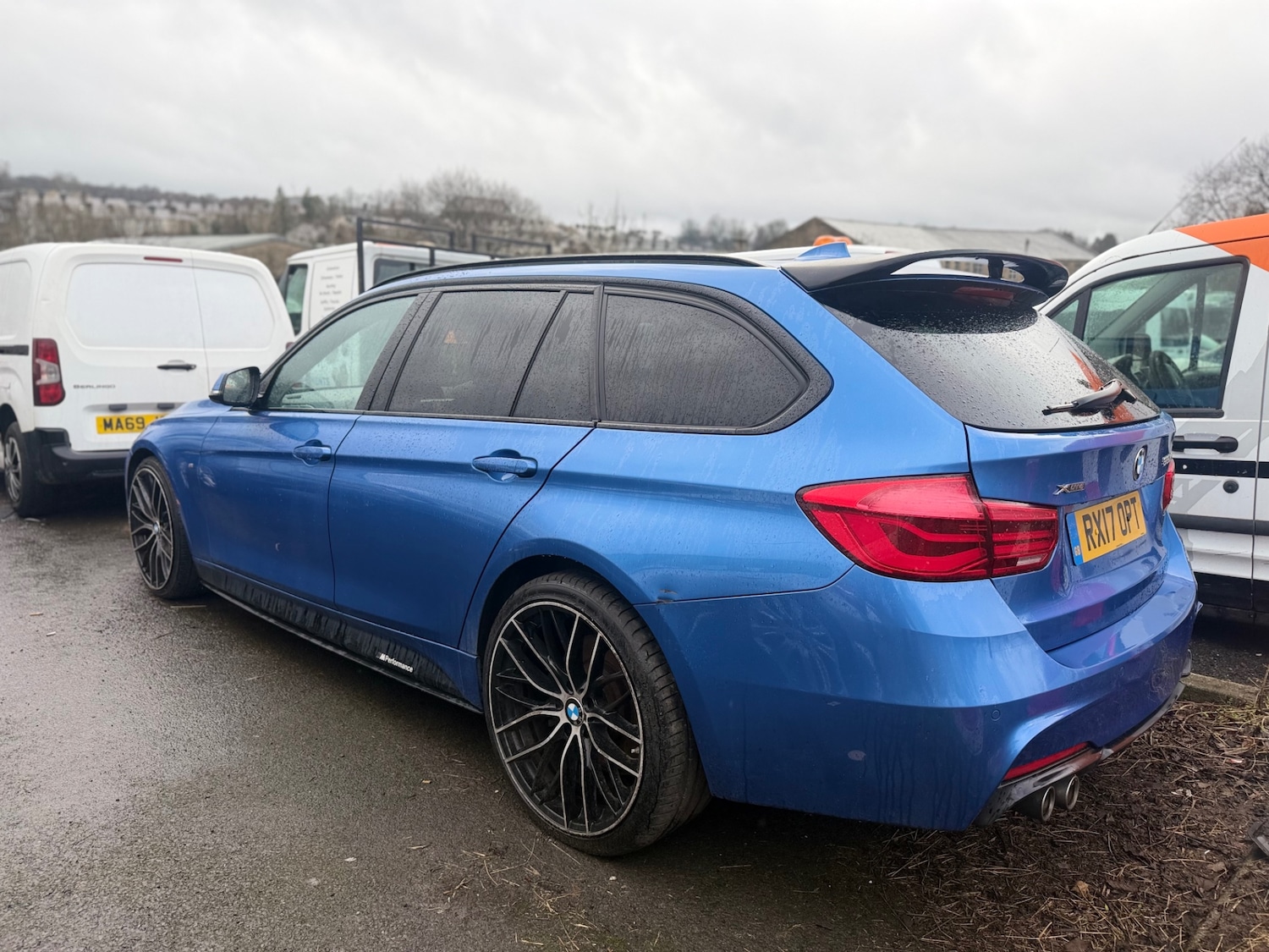 Used BMW 3 Series 2017 for sale - 77767980: Photo 2