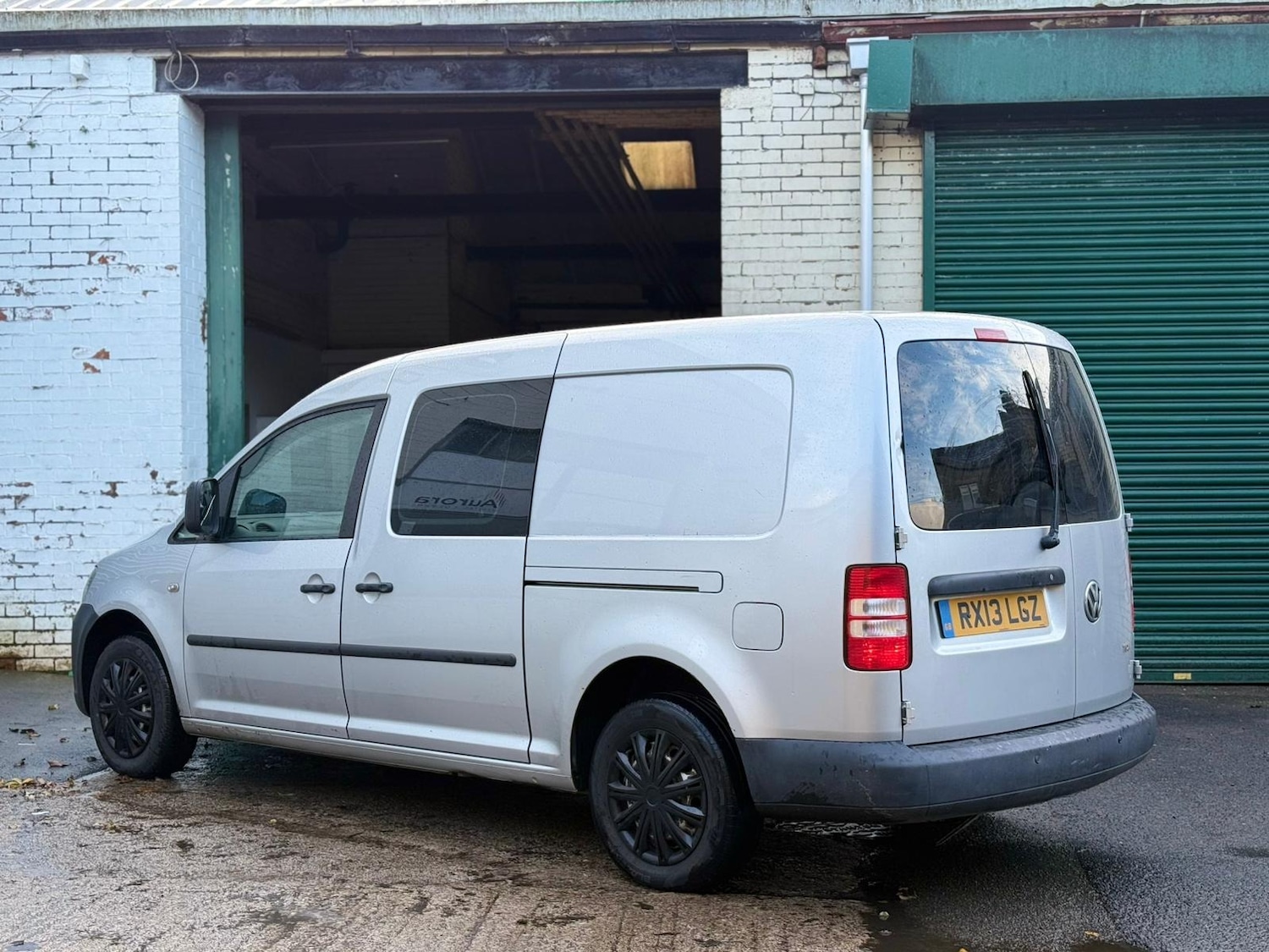 Used Volkswagen Caddy Maxi 2013 for sale - 76505039: Photo 6