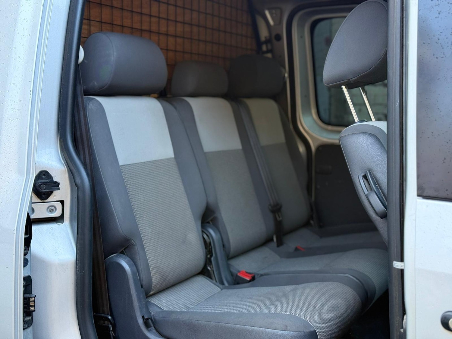 Used Volkswagen Caddy Maxi 2013 for sale - 76505039: Photo 9