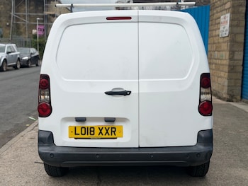 Used Peugeot Partner 2018 for sale - 79571857: Photo