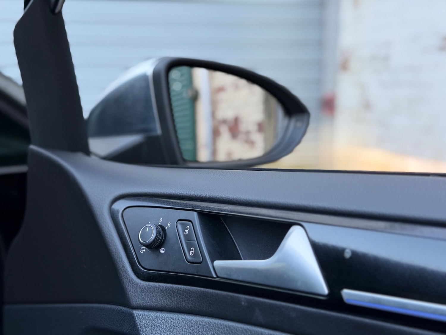 Used Volkswagen Golf 2015 for sale - 76627327: Photo 14