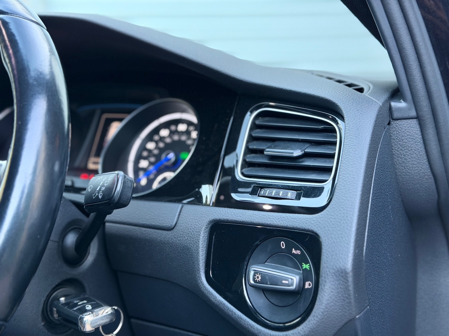 Used Volkswagen Golf 2015 for sale - 76627327: Photo 15