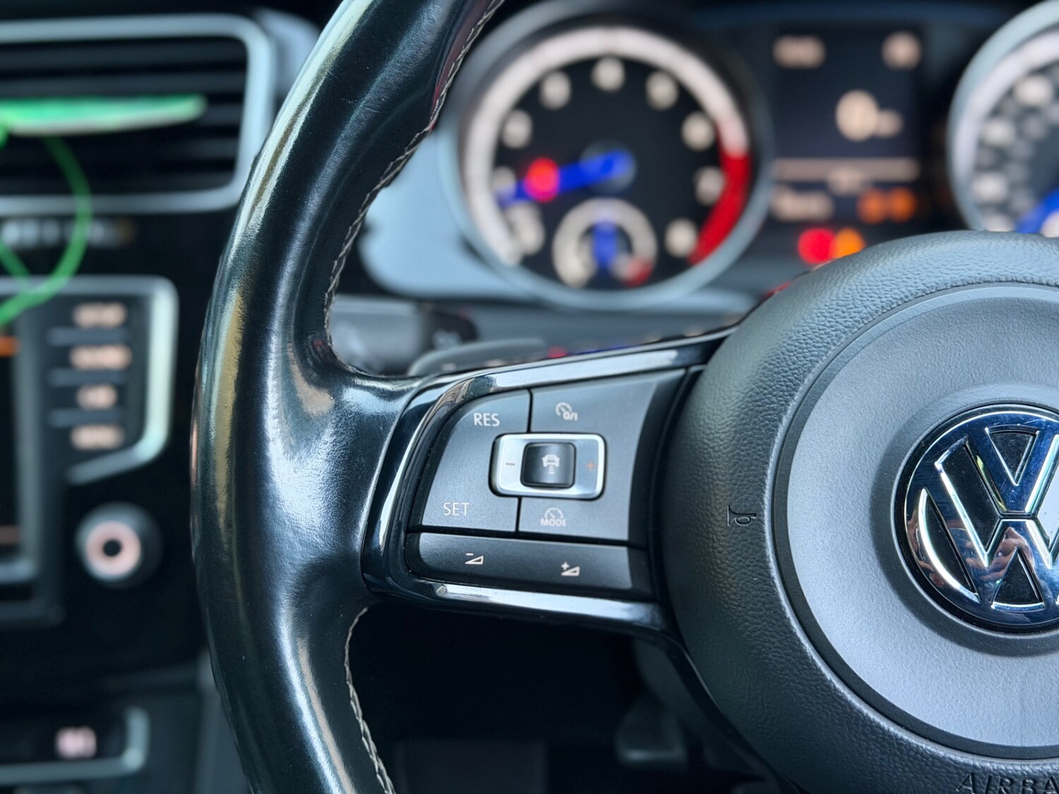 Used Volkswagen Golf 2015 for sale - 76627327: Photo 20