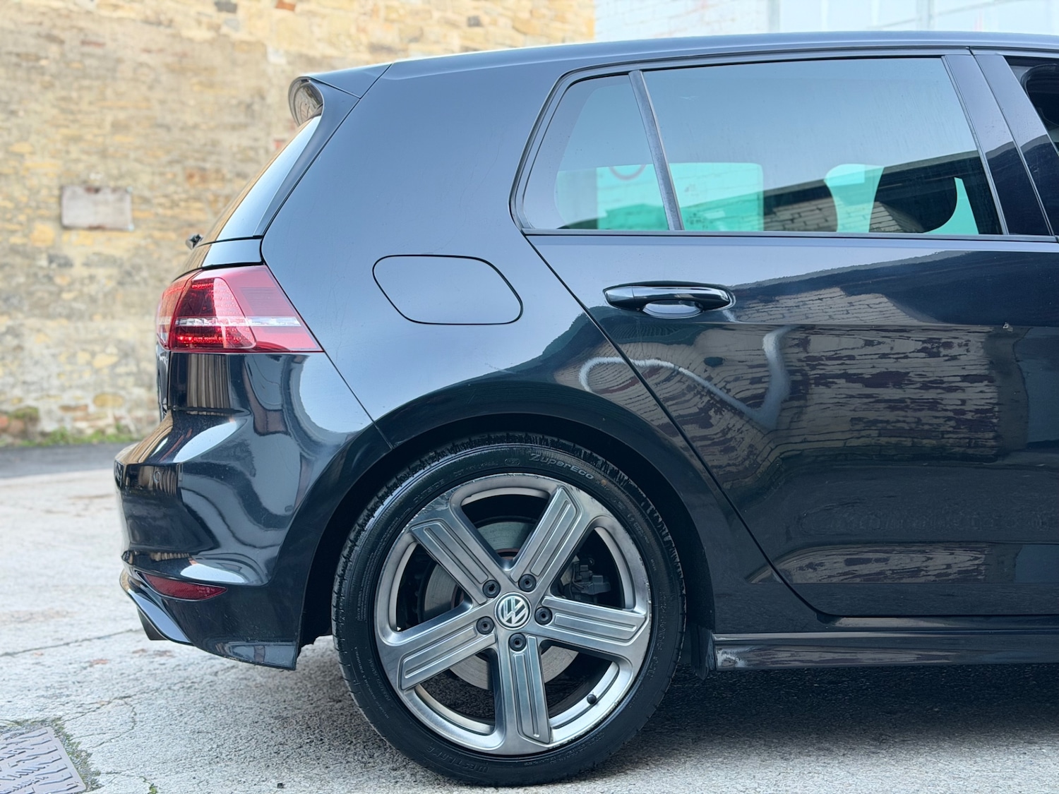 Used Volkswagen Golf 2015 for sale - 76627327: Photo 9