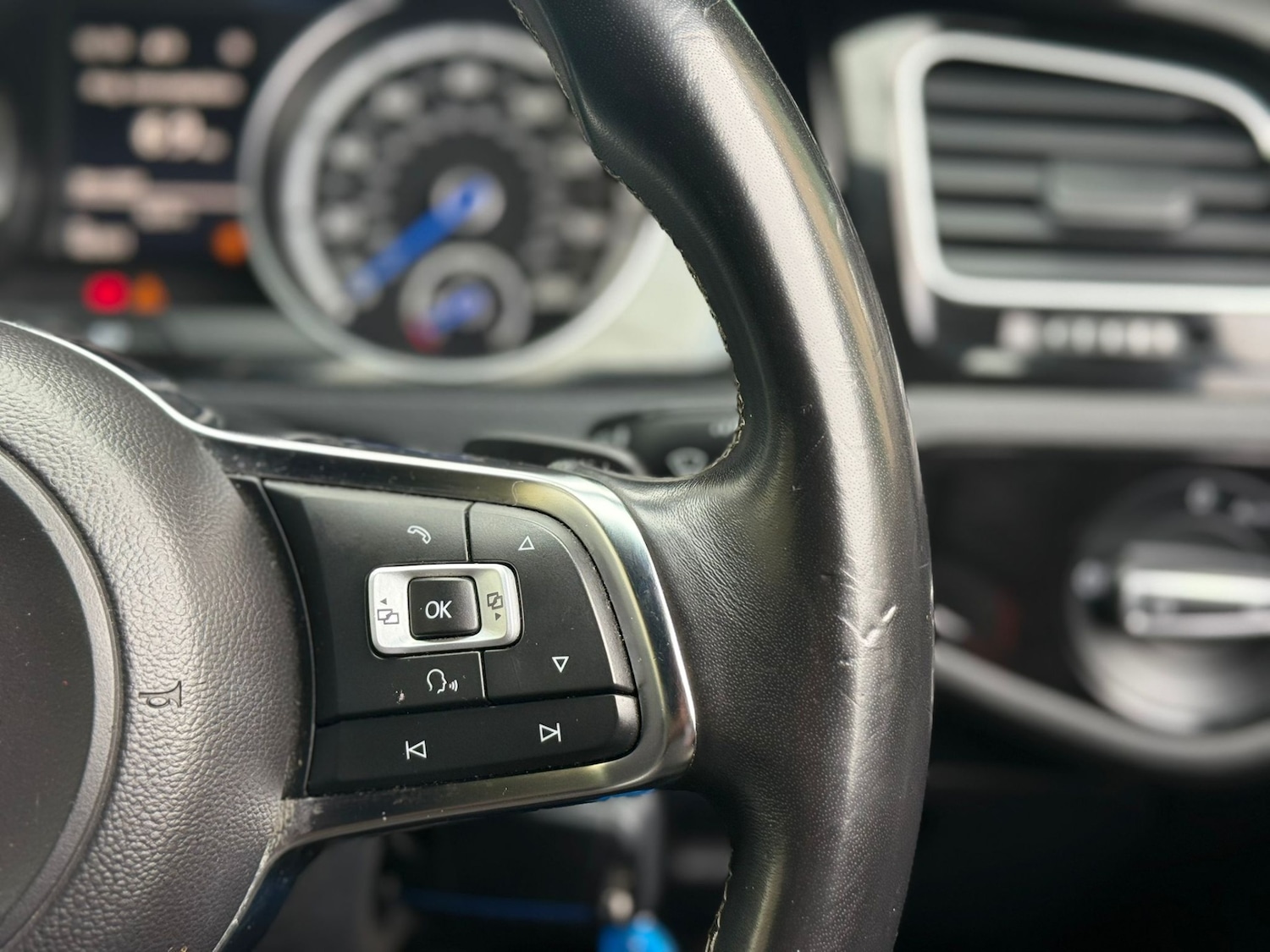 Used Volkswagen Golf 2014 for sale - 76542957: Photo 12