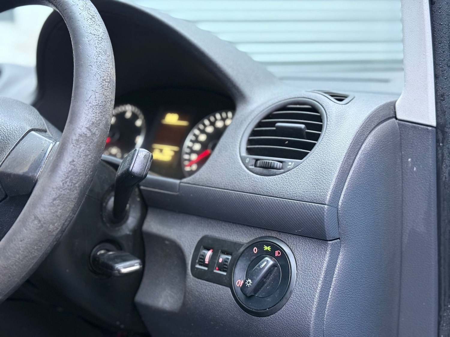 Used Volkswagen Caddy 2015 for sale - 76525807: Photo 11