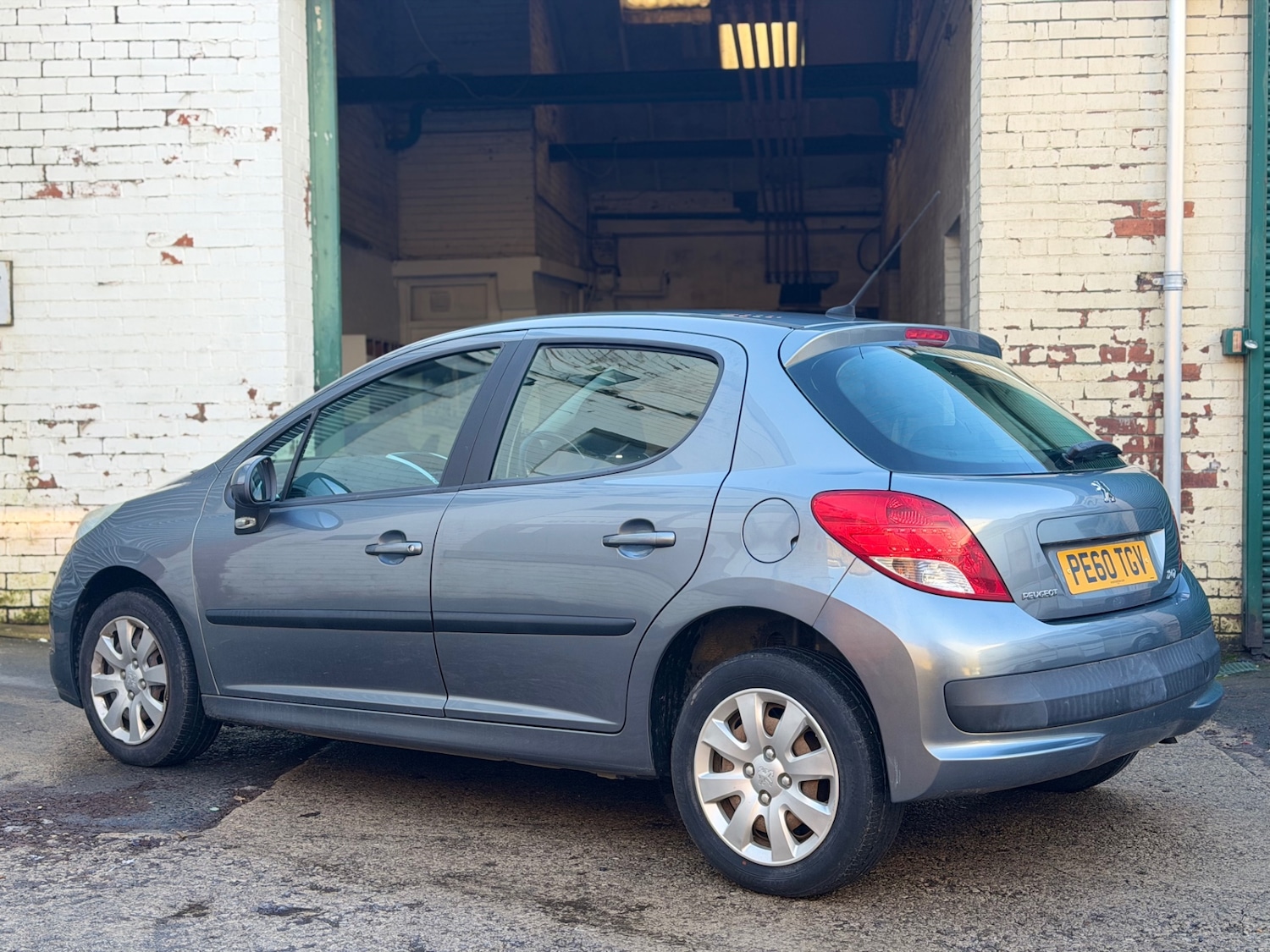Used Peugeot 207 2010 for sale - 77221051: Photo 4