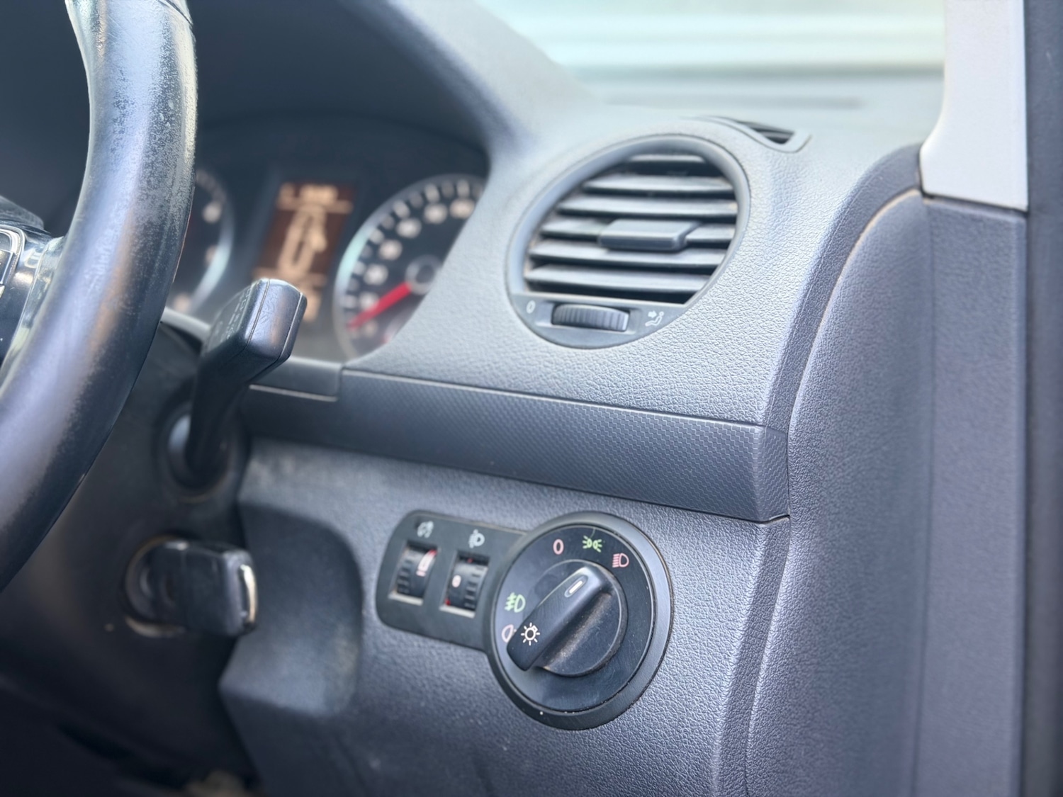 Used Volkswagen Caddy 2015 for sale - 77220930: Photo 12